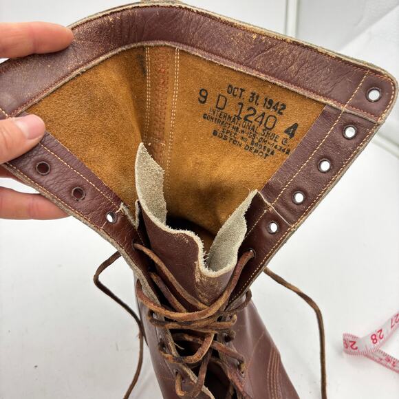Vintage WWII 1942 Paratrooper Jump Boots International Shoe Co. 9 D